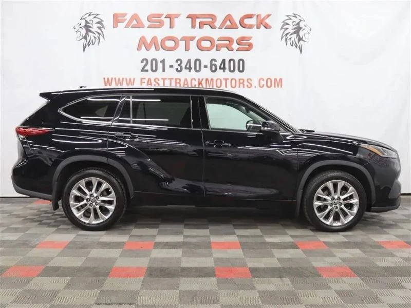 2021 Toyota Highlander - Image 4 of 12