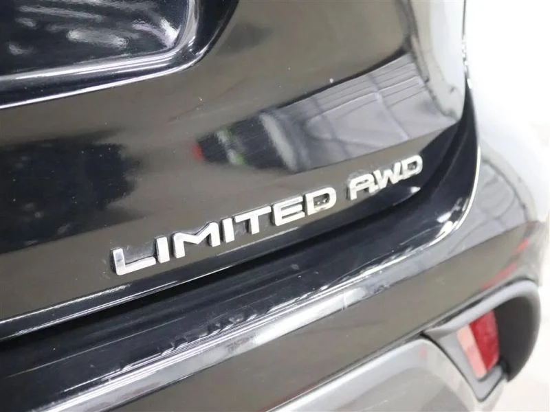 2021 Toyota Highlander - Image 7 of 12