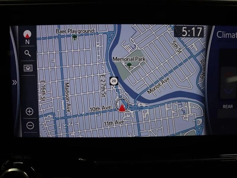 2021 Toyota Highlander - Image 9 of 12