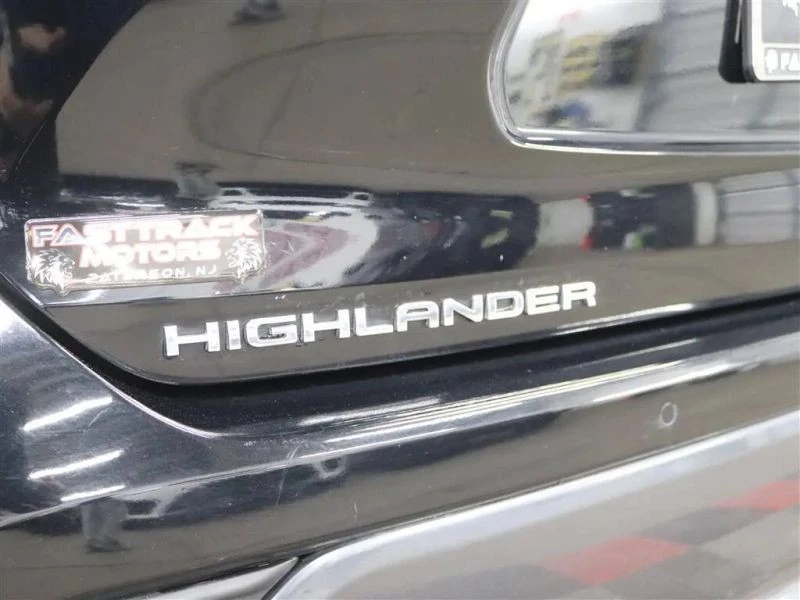2021 Toyota Highlander - Image 6 of 12