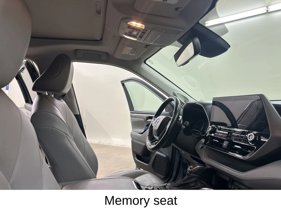 2021 Toyota Highlander - Image 21 of 21