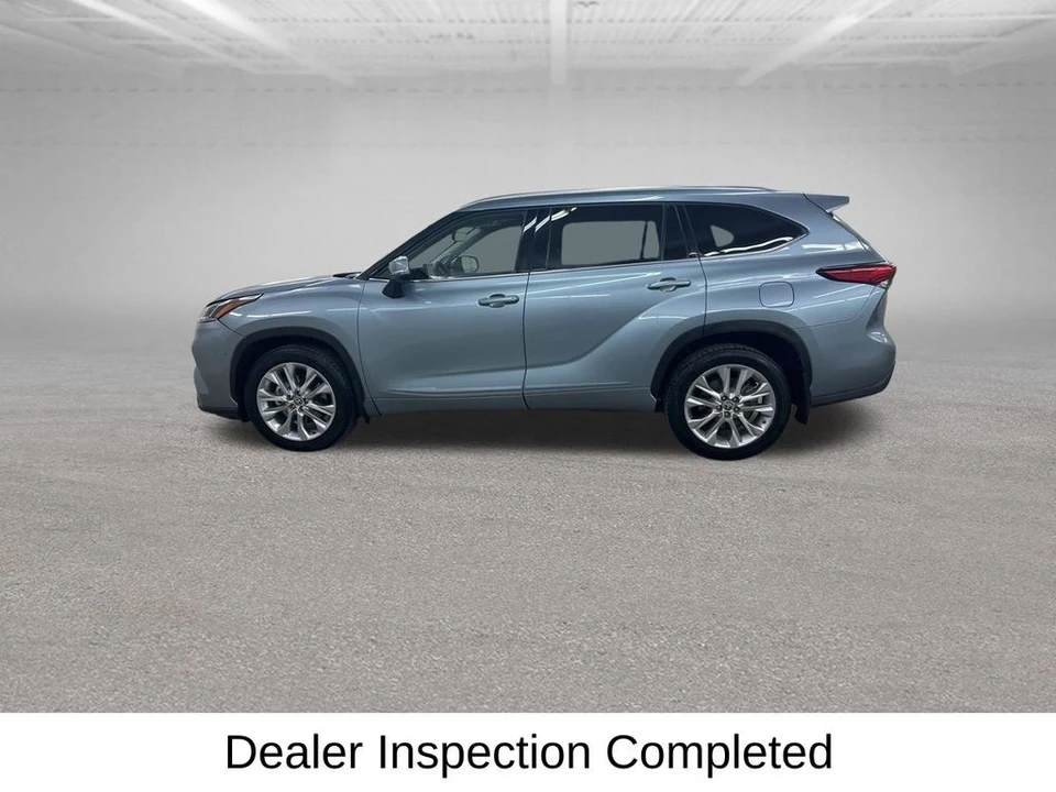 2021 Toyota Highlander - Image 8 of 21