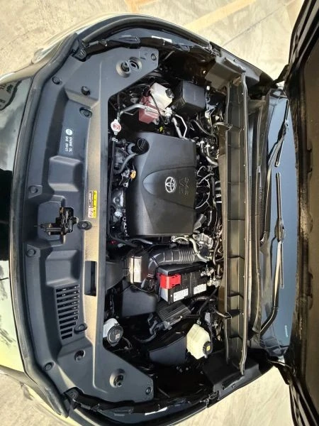 2021 Toyota Highlander - Image 8 of 12