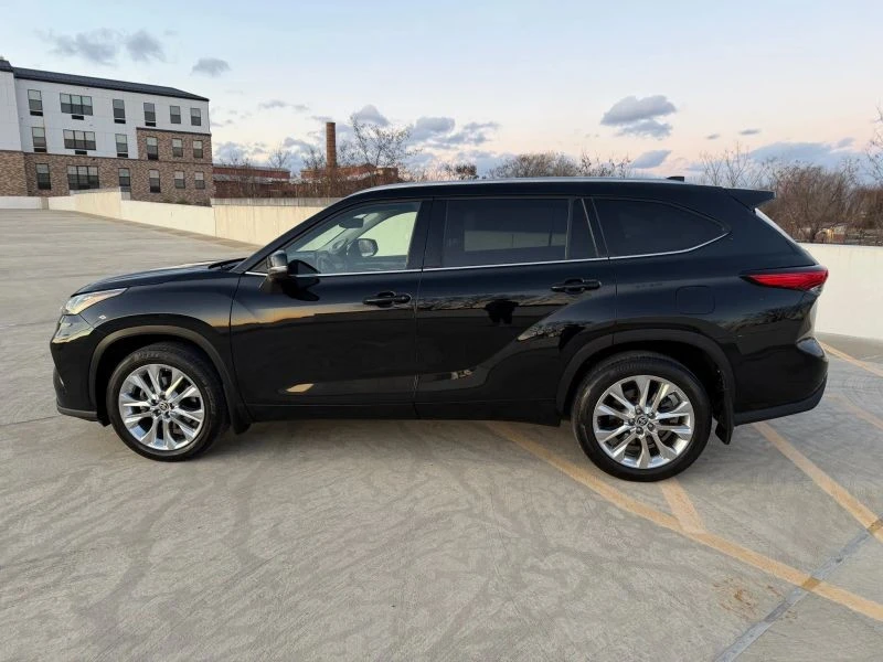 2021 Toyota Highlander - Image 5 of 12
