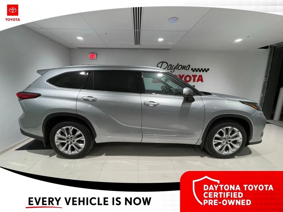 2021 Toyota Highlander - Image 3 of 10