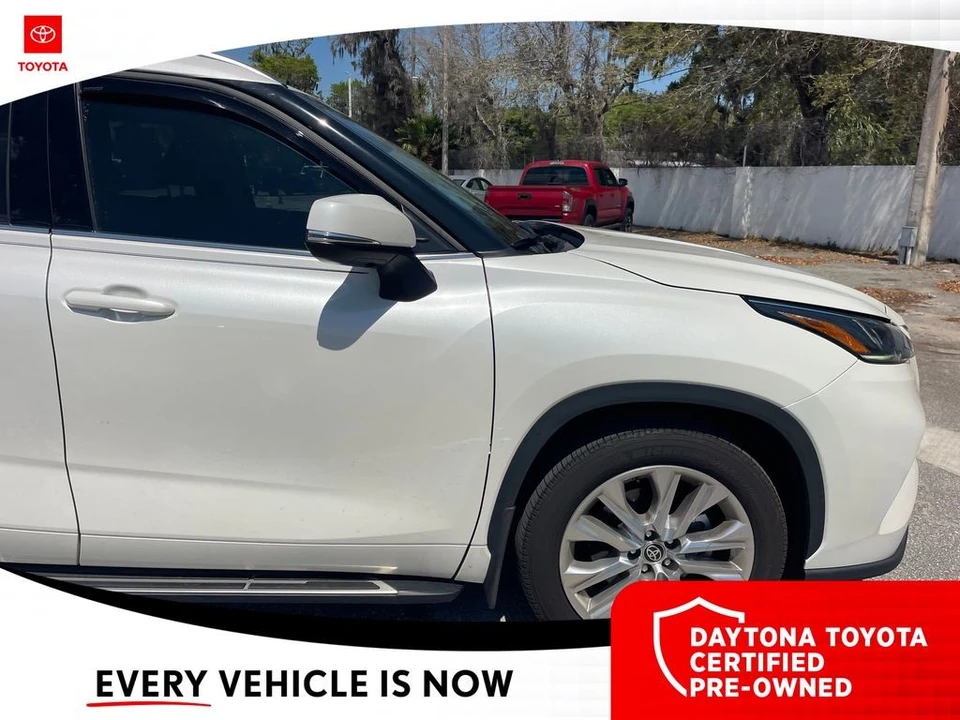 2021 Toyota Highlander - Image 4 of 10