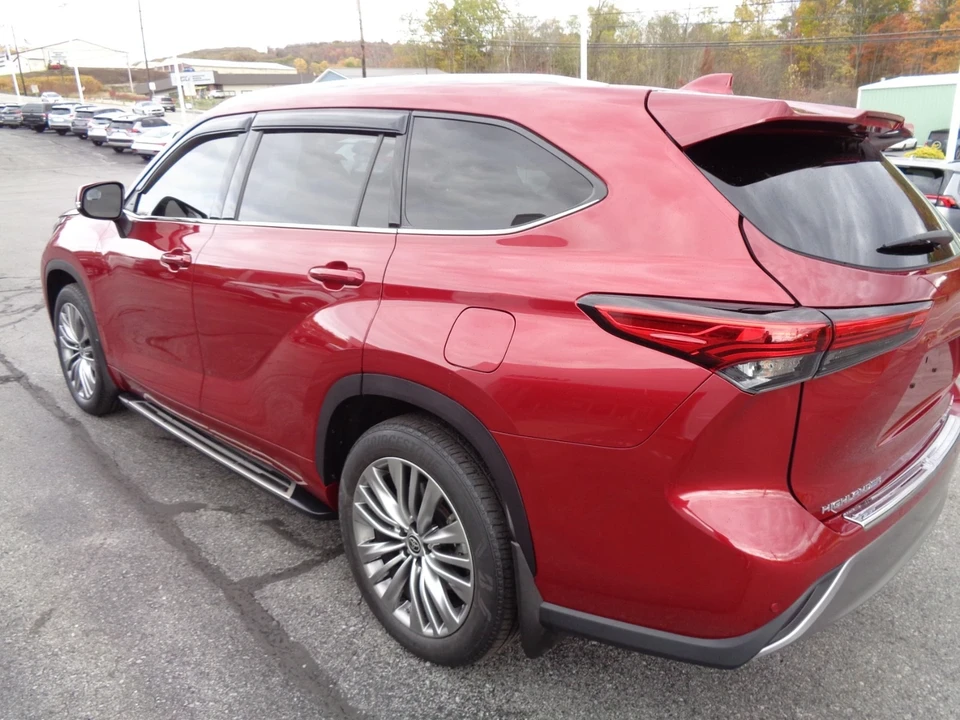 2021 Toyota Highlander - Image 6 of 21