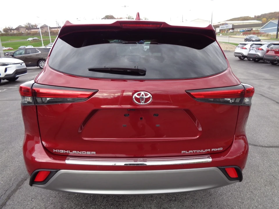 2021 Toyota Highlander - Image 5 of 21