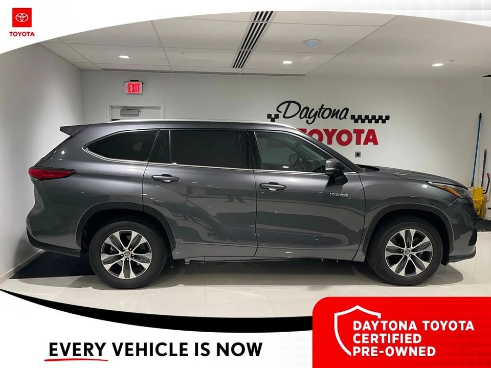 2021 Toyota Highlander - Image 3 of 10