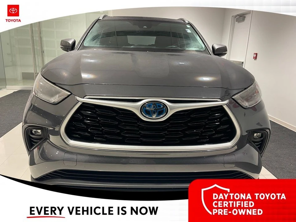 2021 Toyota Highlander - Image 2 of 10