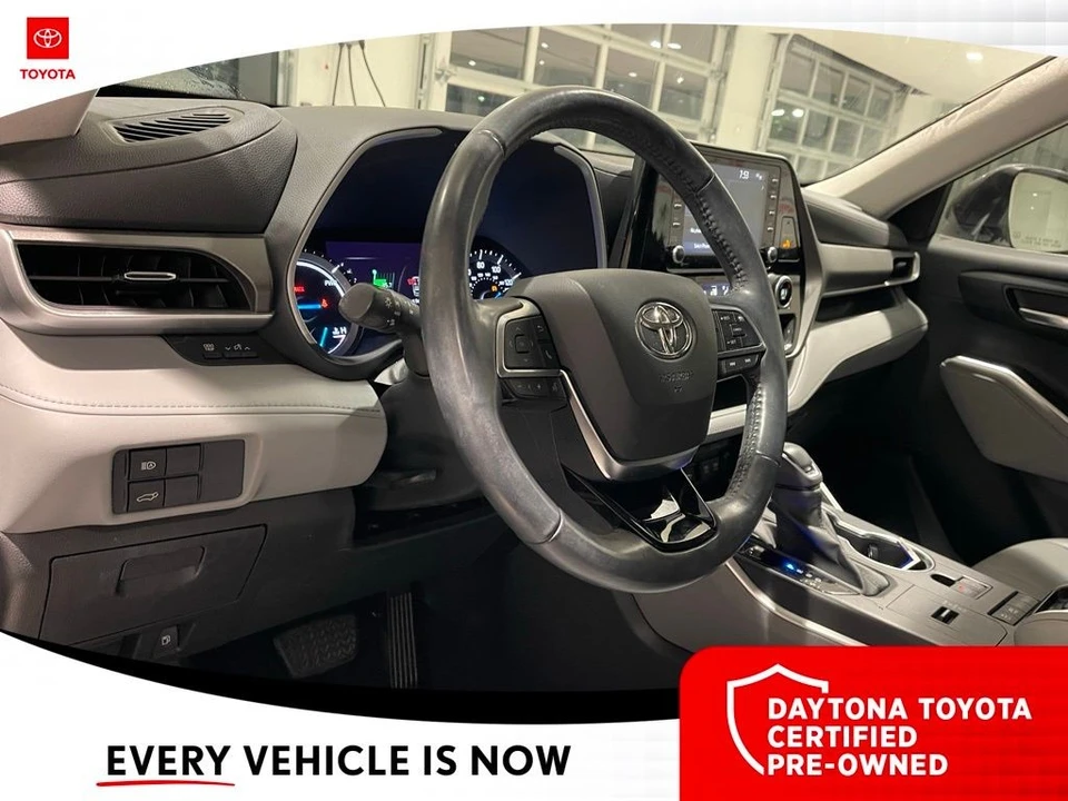2021 Toyota Highlander - Image 6 of 10