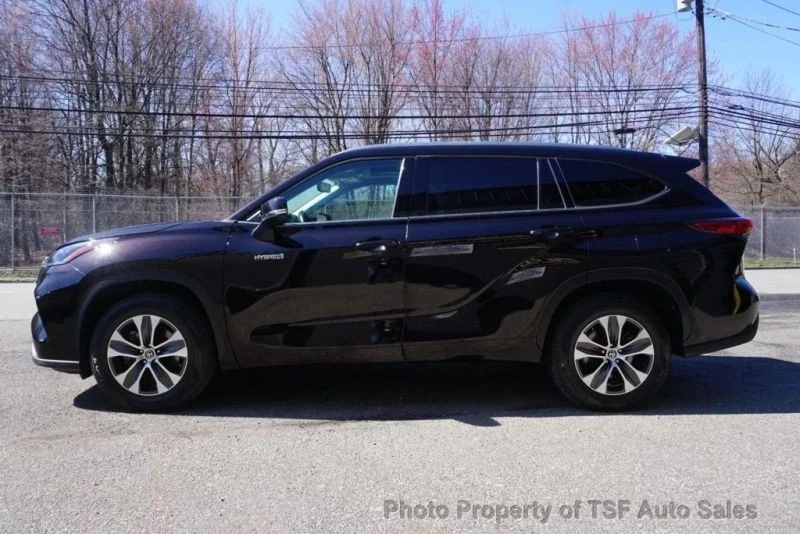 2021 Toyota Highlander - Image 4 of 12