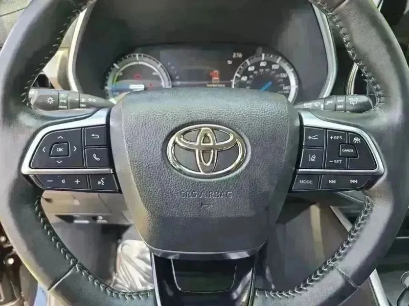2021 Toyota Highlander - Image 12 of 12