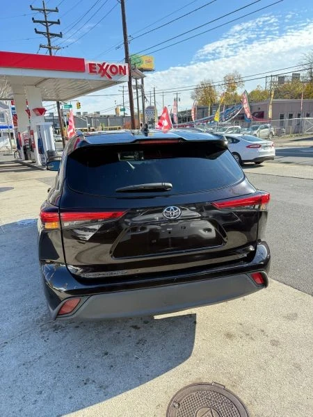 2021 Toyota Highlander - Image 5 of 11