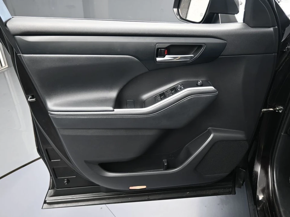 2021 Toyota Highlander - Image 12 of 12