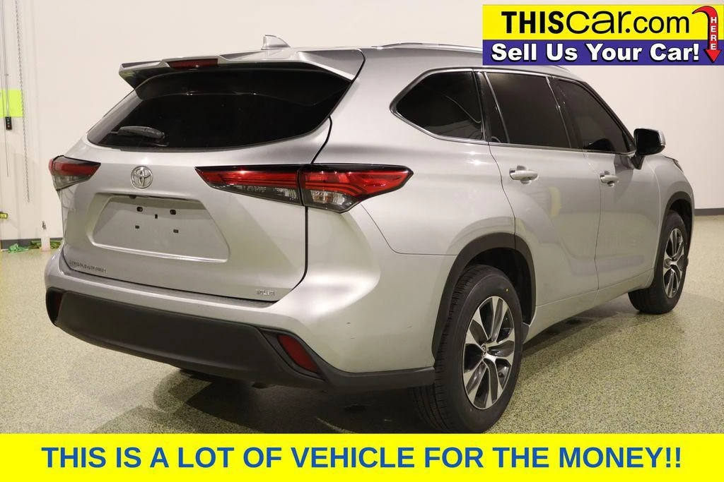 2021 Toyota Highlander - Image 9 of 12