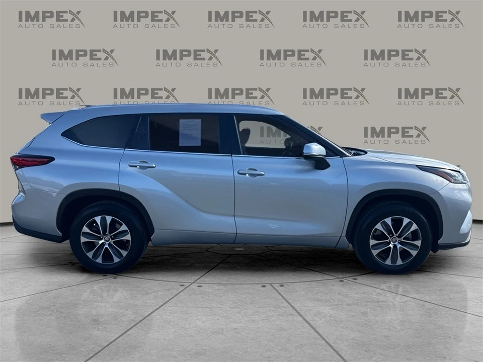 2021 Toyota Highlander - Image 6 of 12