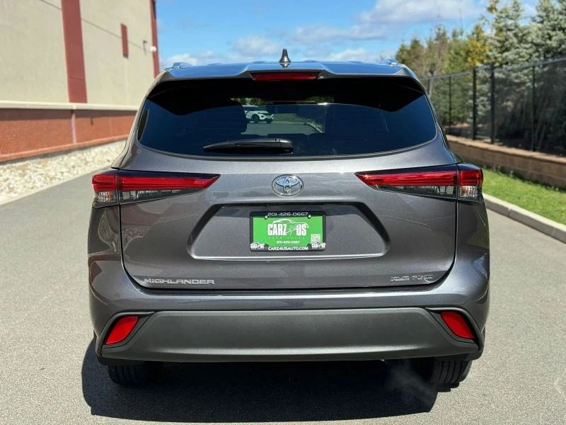 2021 Toyota Highlander - Image 6 of 12