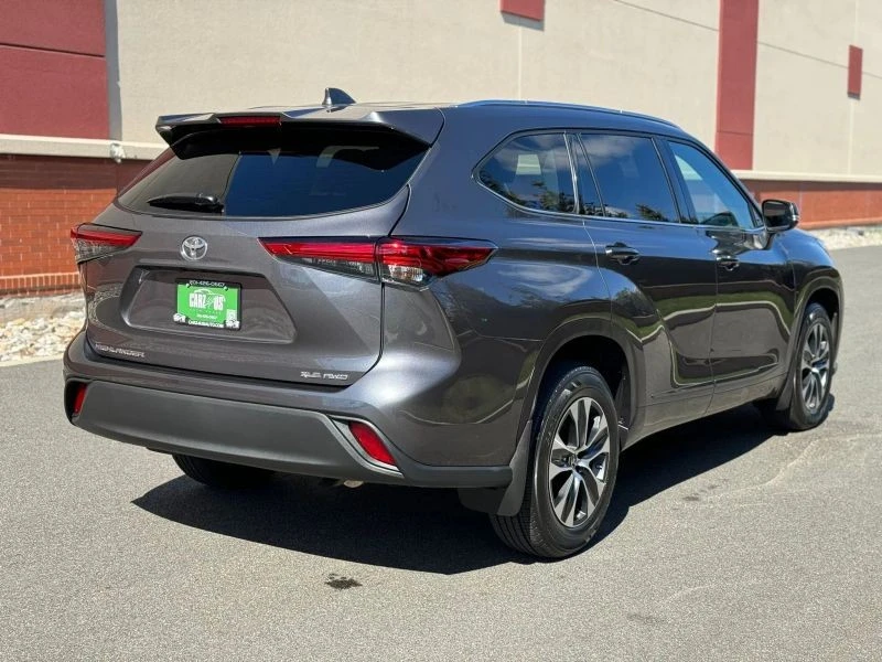 2021 Toyota Highlander - Image 5 of 12
