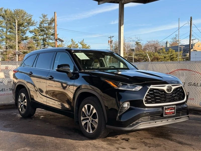 2021 Toyota Highlander - Image 6 of 12