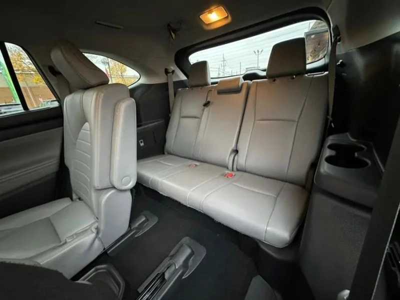 2021 Toyota Highlander - Image 12 of 12