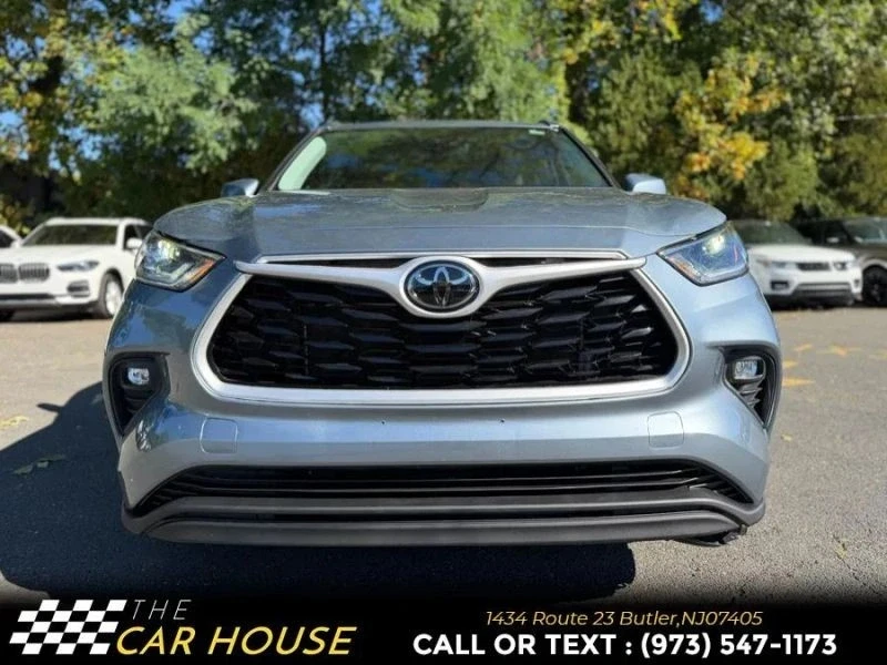 2021 Toyota Highlander - Image 3 of 12