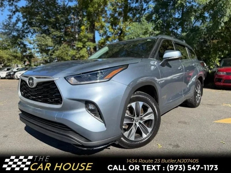 2021 Toyota Highlander - Image 2 of 12