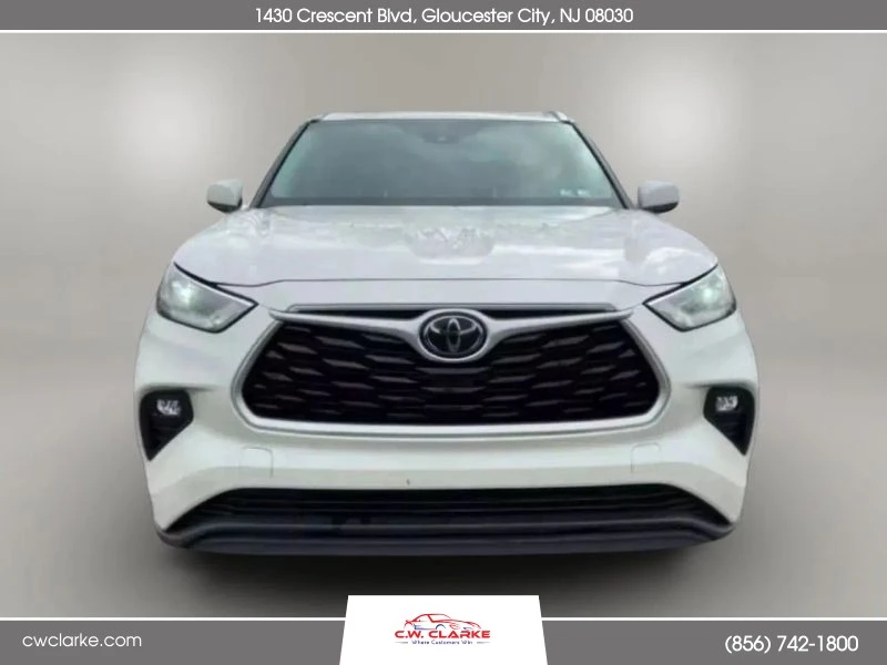 2021 Toyota Highlander - Image 8 of 12
