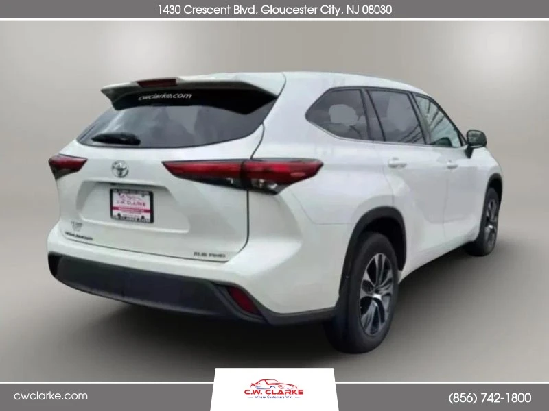 2021 Toyota Highlander - Image 5 of 12