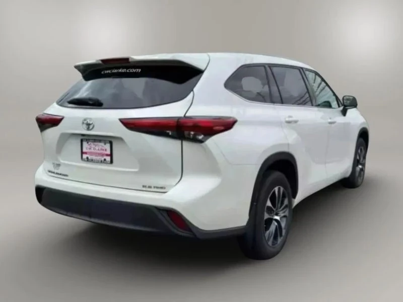 2021 Toyota Highlander - Image 5 of 12