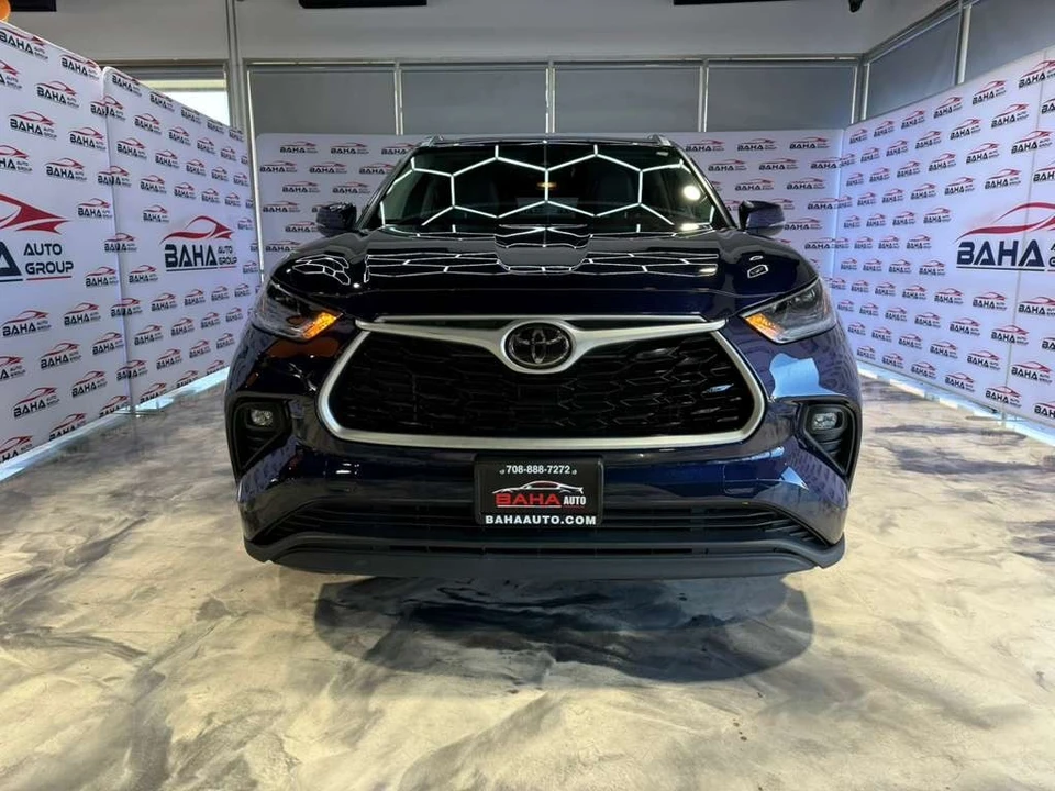 2021 Toyota Highlander - Image 3 of 21