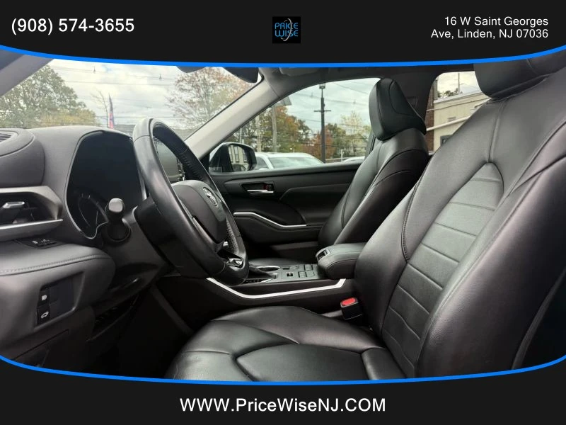 2021 Toyota Highlander - Image 7 of 12