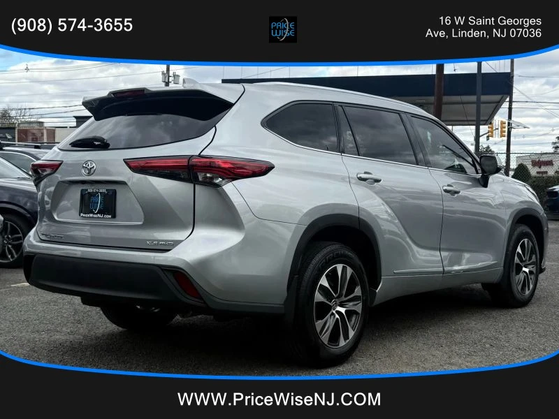 2021 Toyota Highlander - Image 5 of 12
