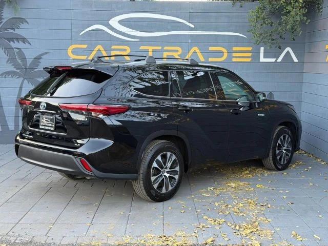 2021 Toyota Highlander - Image 5 of 21