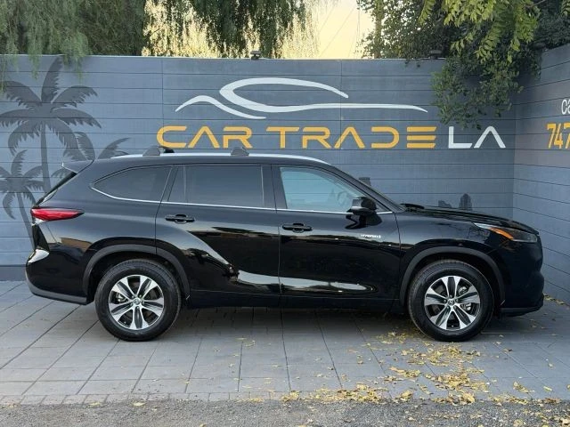2021 Toyota Highlander - Image 6 of 21