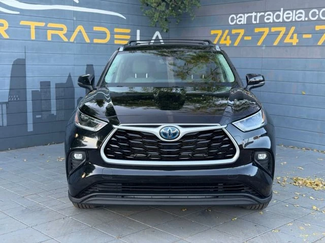 2021 Toyota Highlander - Image 8 of 21