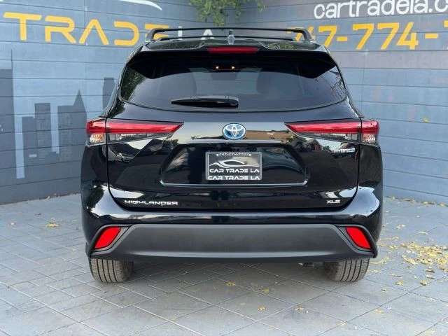 2021 Toyota Highlander - Image 4 of 21