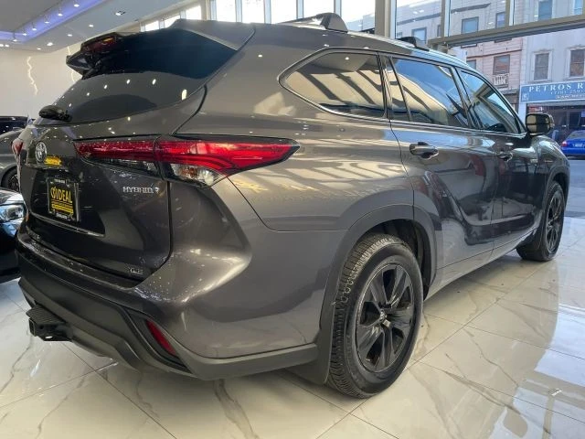 2021 Toyota Highlander - Image 6 of 31