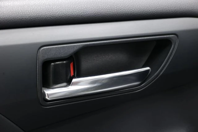 2021 Toyota Highlander - Image 11 of 12