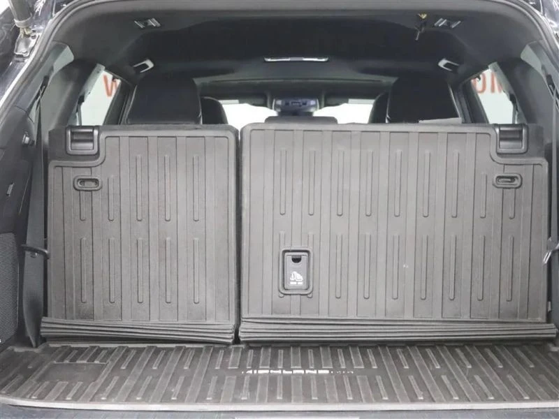 2021 Toyota Highlander - Image 7 of 12