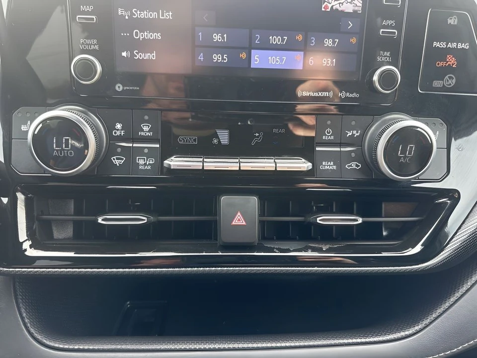 2021 Toyota Highlander - Image 20 of 21