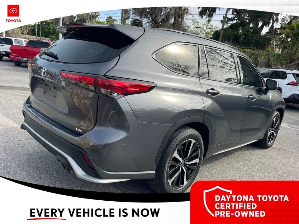 2021 Toyota Highlander - Image 5 of 10
