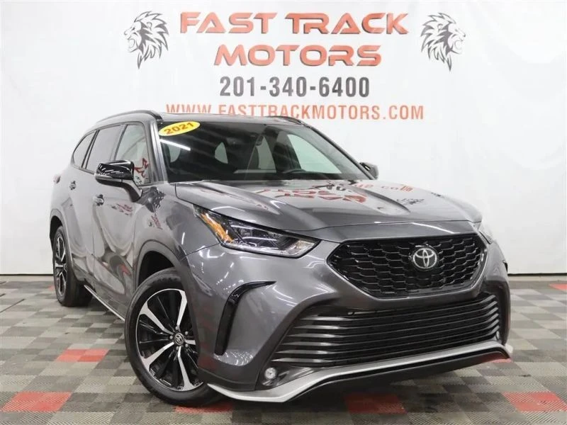 2021 Toyota Highlander - Image 3 of 12