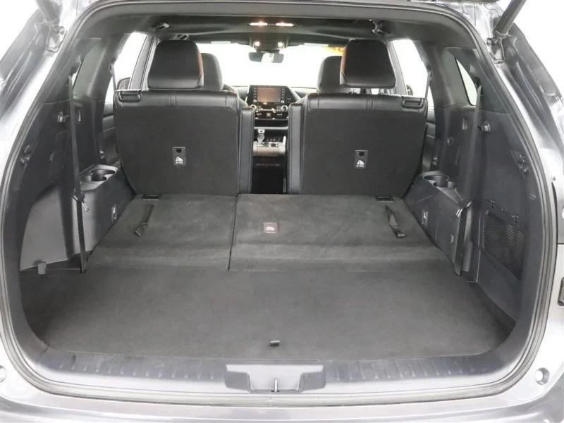 2021 Toyota Highlander - Image 7 of 12