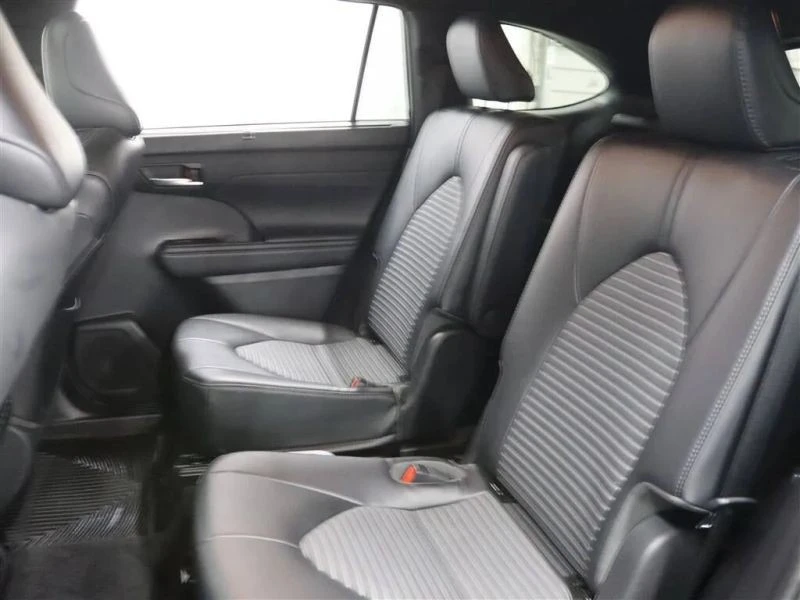 2021 Toyota Highlander - Image 12 of 12