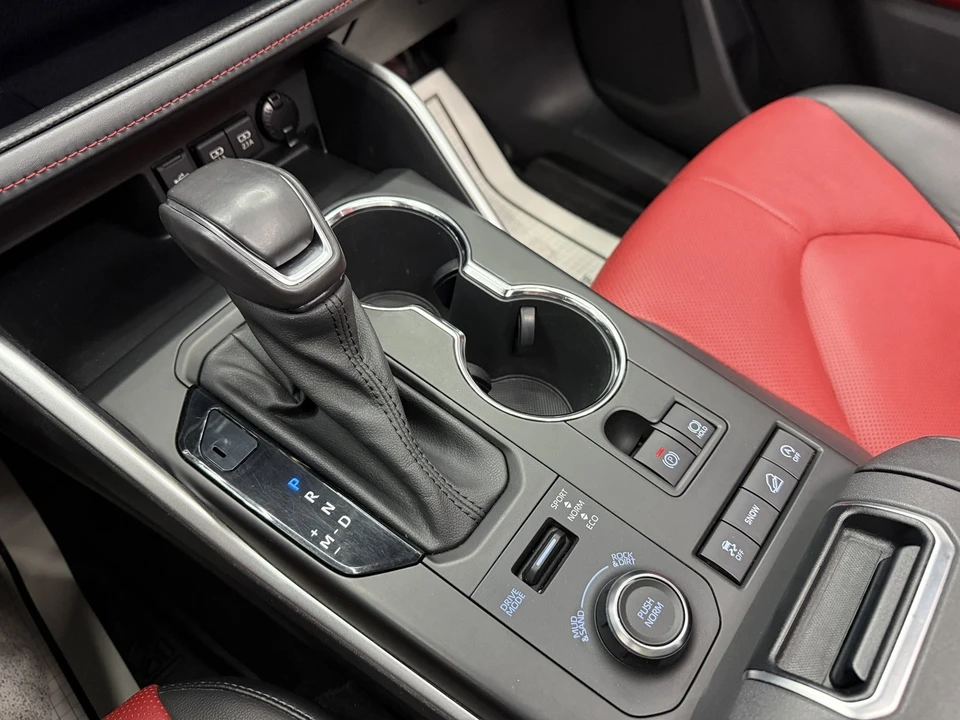 2021 Toyota Highlander - Image 21 of 21