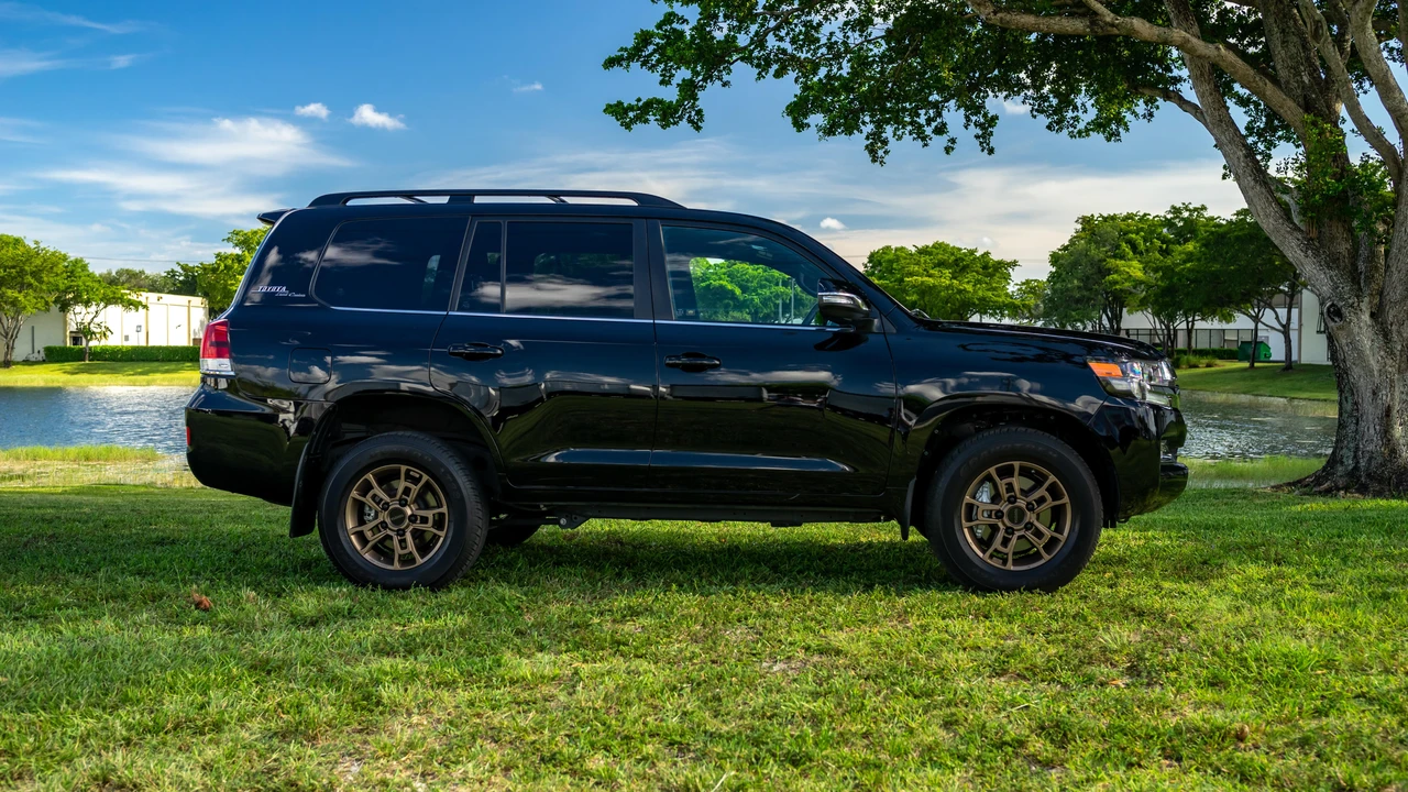 2021 Toyota J200 Land Cruiser - Image 15 of 31