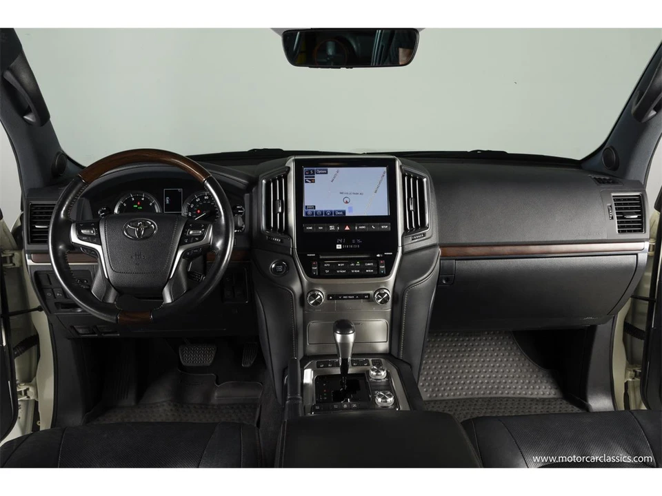 2021 Toyota J200 Land Cruiser - Image 24 of 31