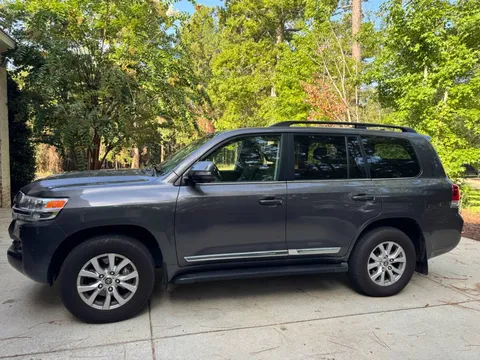 2021 Toyota Land Cruiser