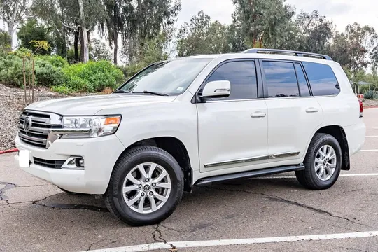 2021 Toyota Land Cruiser